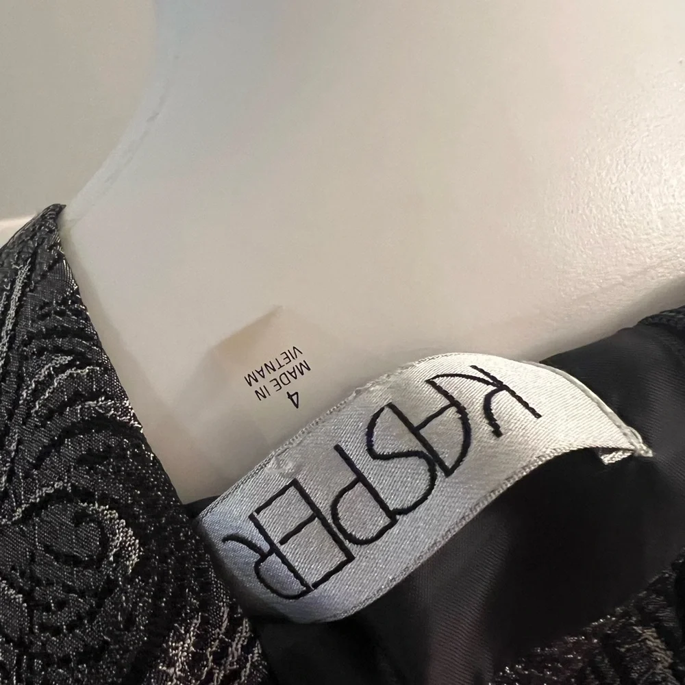 NWT Kasper silver multi design shift dress - Picture 4 of 5